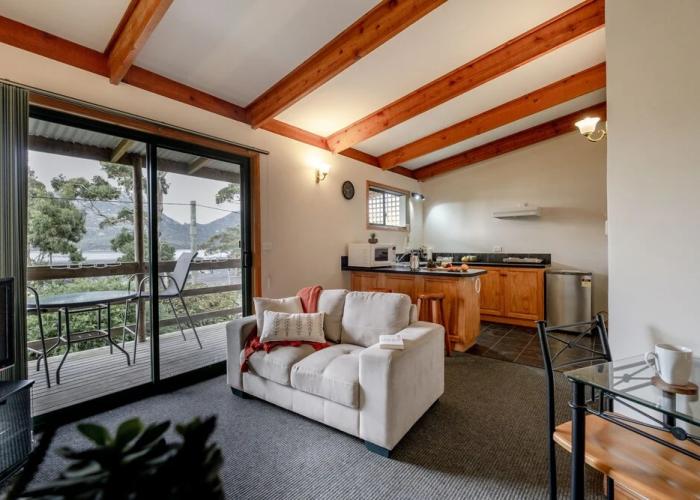 Freycinet Cottage 1