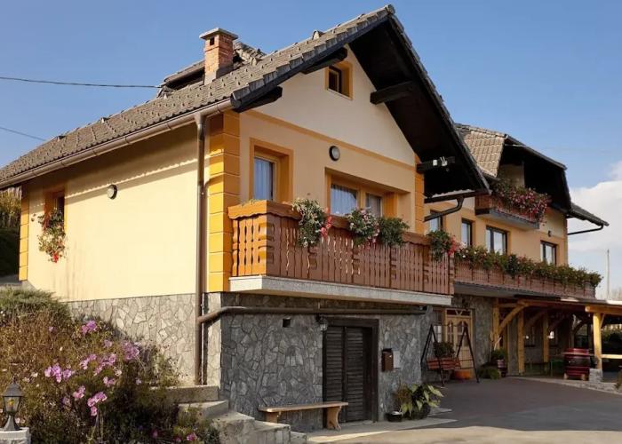 Tourist Farm Skrbina