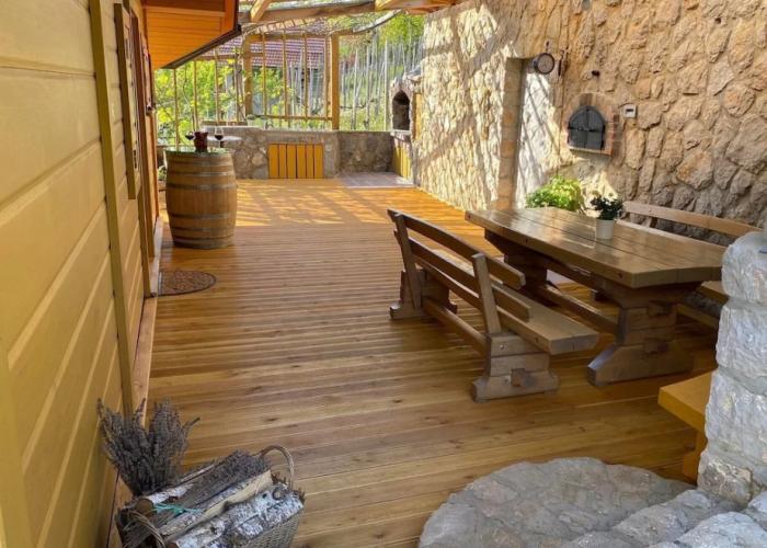 Vineyard cottage Stopar