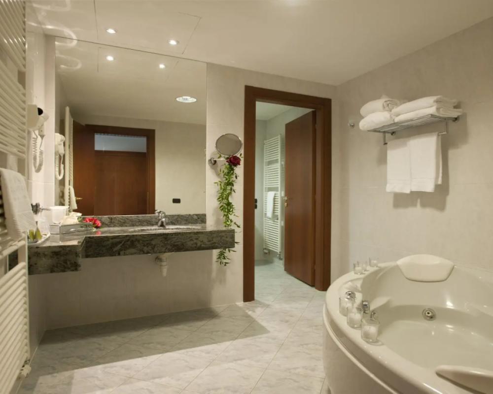 фото Phi Hotel Cavalieri