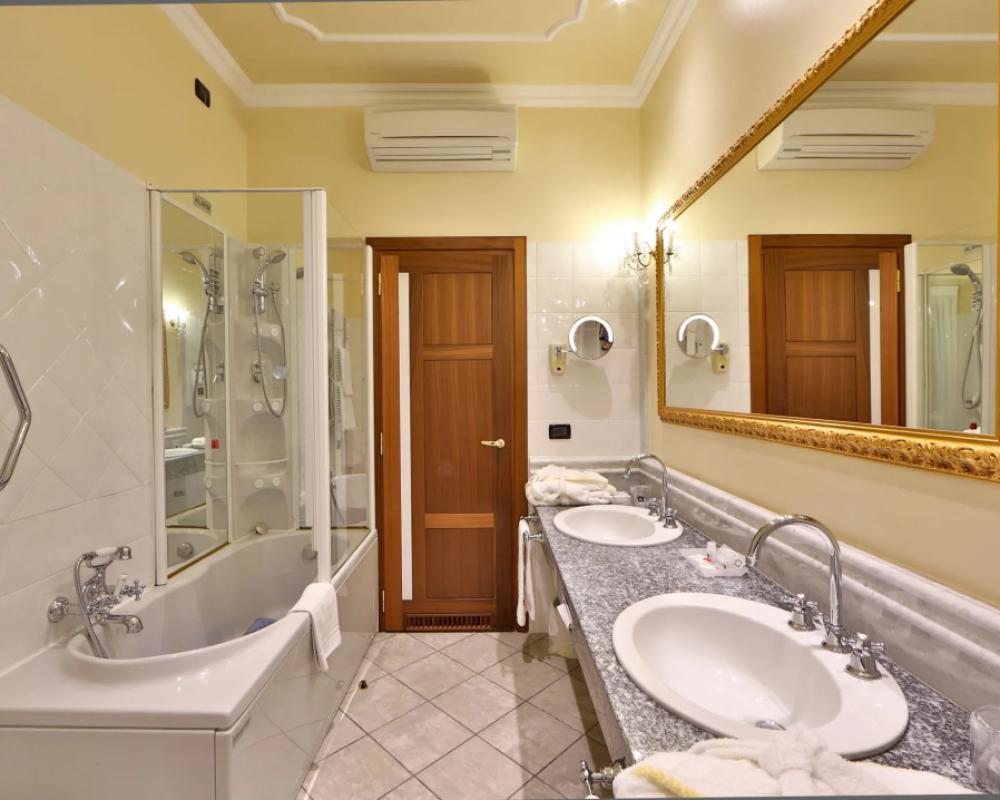 фото Phi Hotel Cavalieri