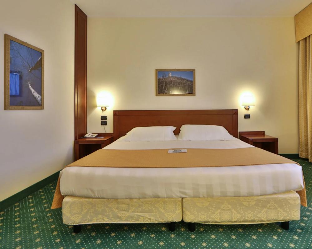 фото Phi Hotel Cavalieri