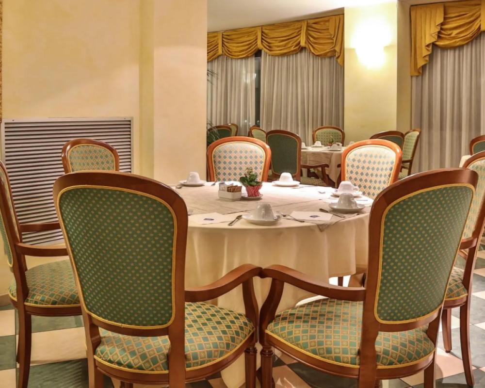 фото Phi Hotel Cavalieri