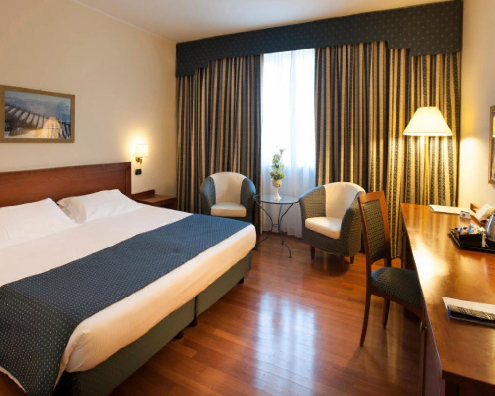 фото Phi Hotel Cavalieri