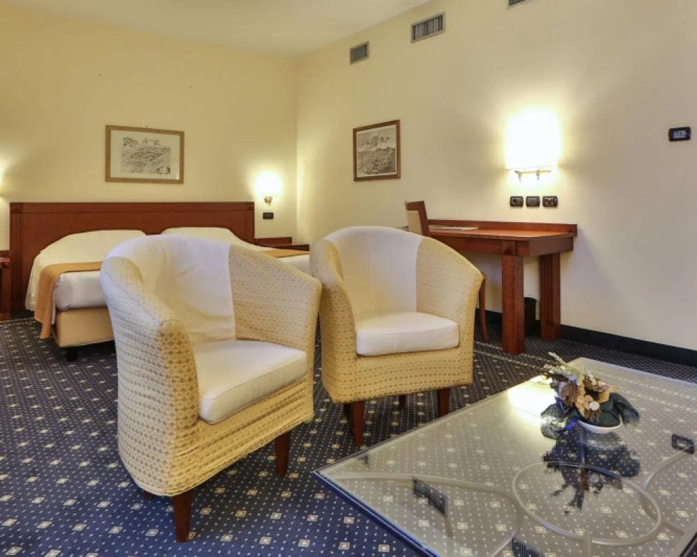 фото Phi Hotel Cavalieri
