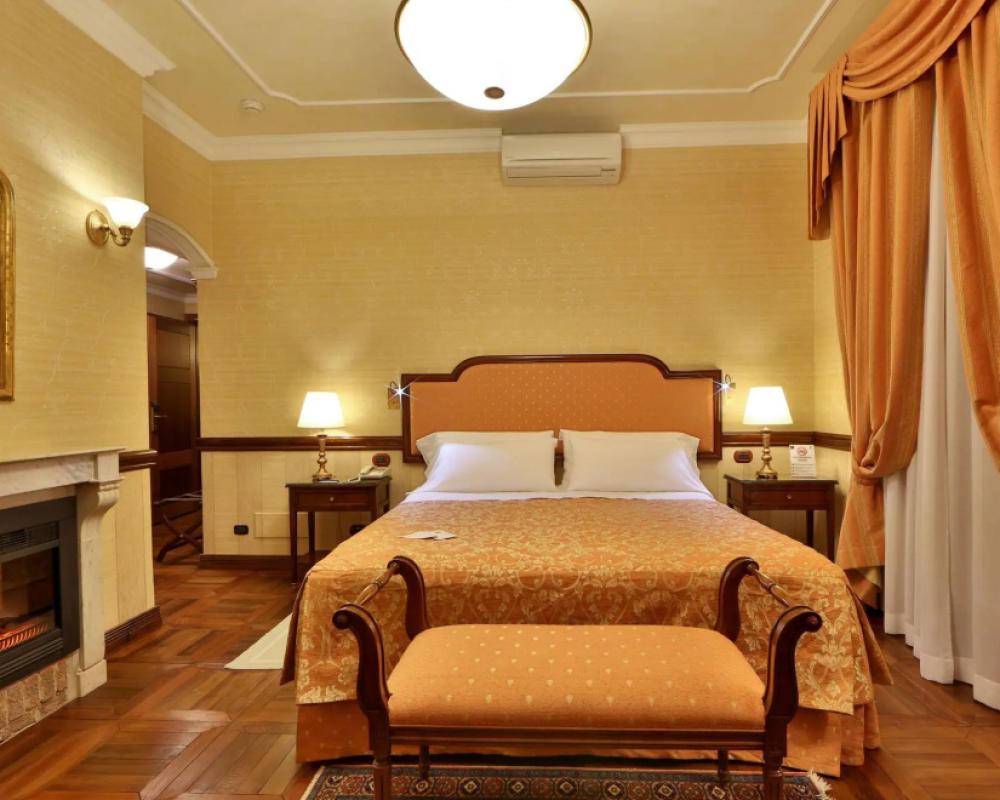 фото Phi Hotel Cavalieri