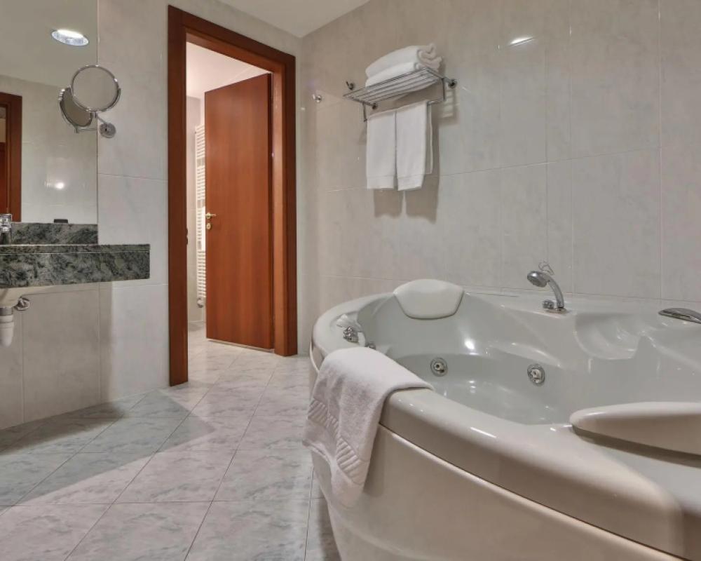 фото Phi Hotel Cavalieri