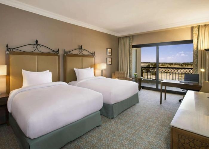 Hilton Alexandria King's Ranch