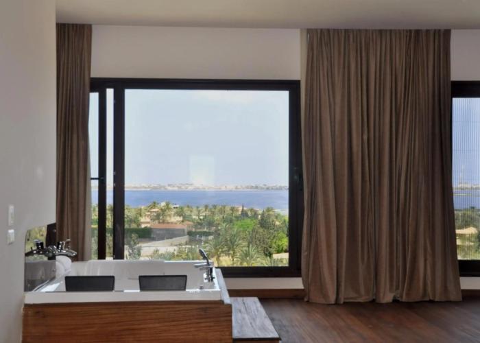 Africana Hotel & Spa