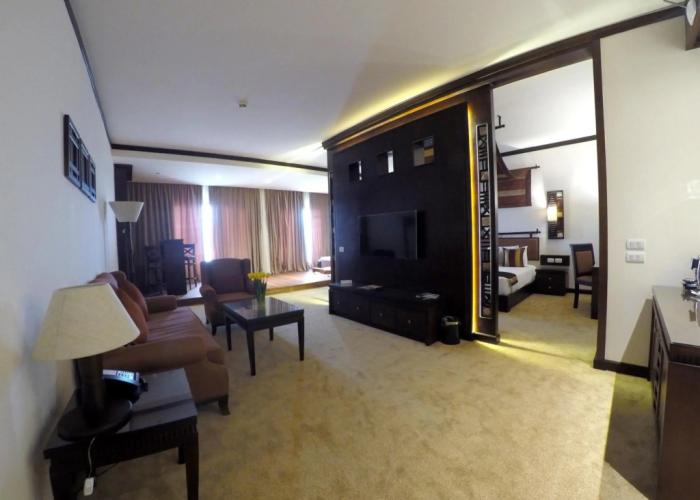 Africana Hotel & Spa