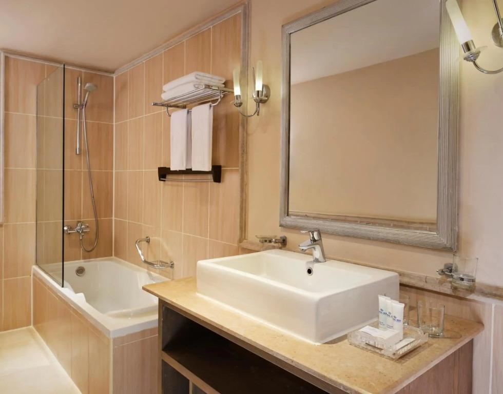 фото Coral Sea Aqua Club