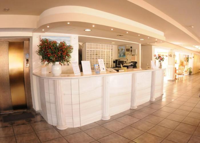 Hotel Kalyves Beach