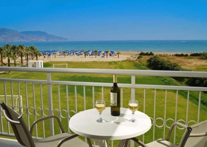 Delfina Tropic Beach
