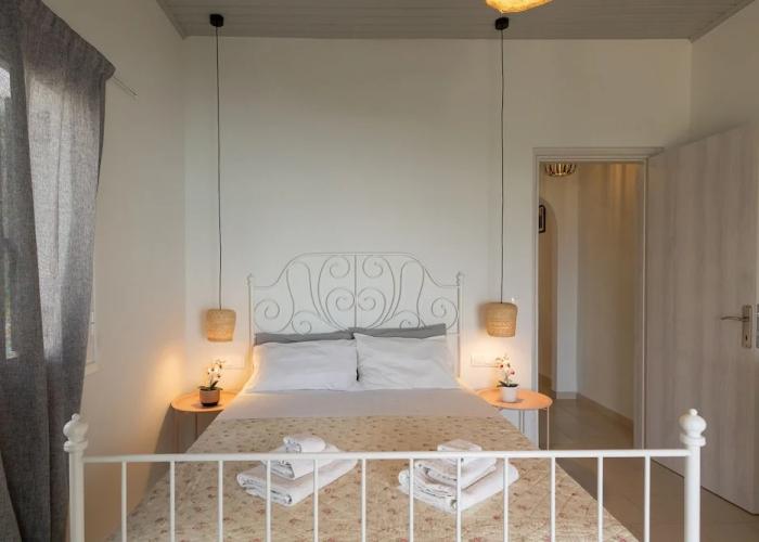 Vallia's Seaview & Stylish Apartments by Konnect, Nisaki