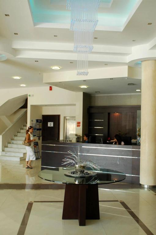фото Letsos Hotel