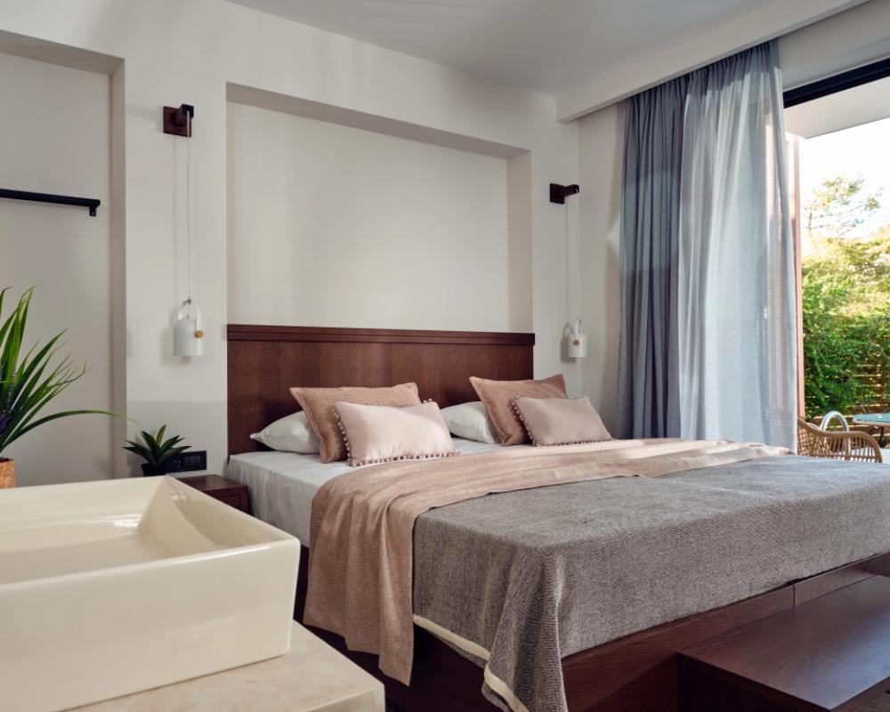 фото Letsos Hotel
