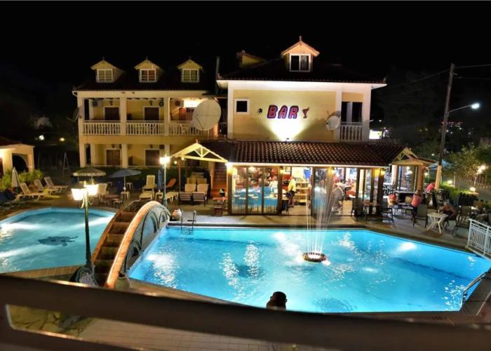 Elpida Hotel