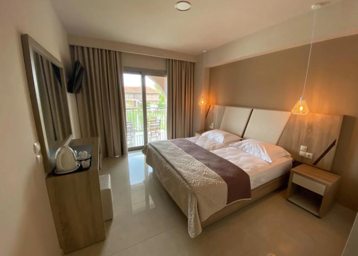 Eleni's Garden & Castello Suites
