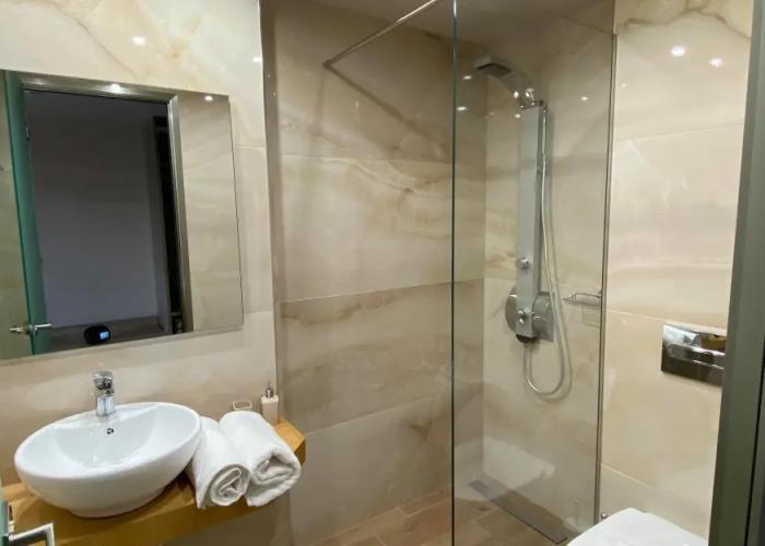 Eleni's Garden & Castello Suites