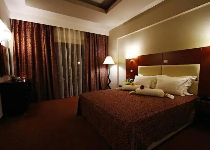 Siris Hotel