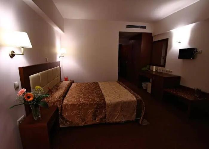 Siris Hotel