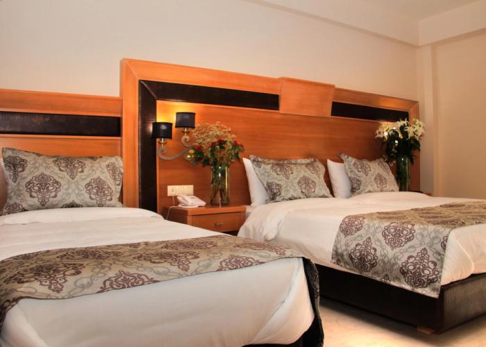 Grand Meteora Hotel