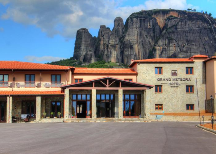Grand Meteora Hotel