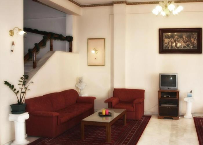 Alexiou Hotel