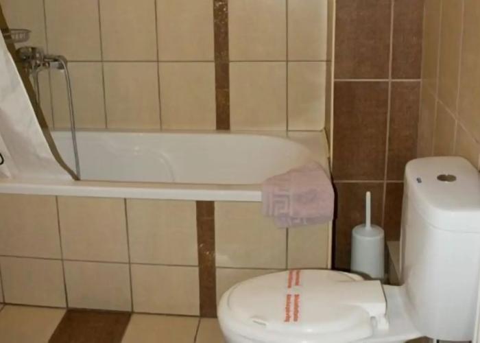 Alexiou Hotel