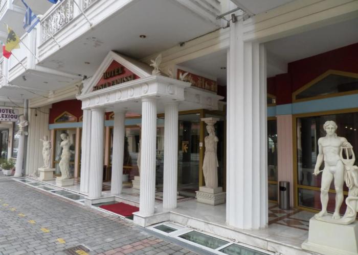 Hotel Kosta Famissi