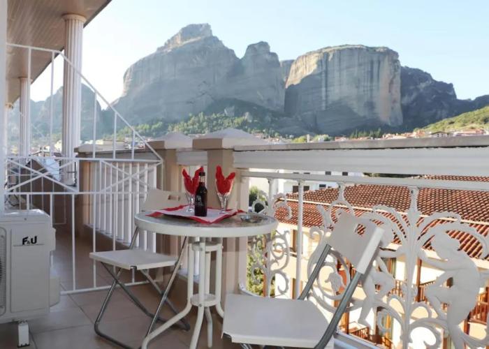 Hotel Kosta Famissi