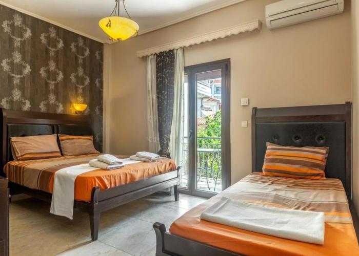 Toti Boutique Rooms