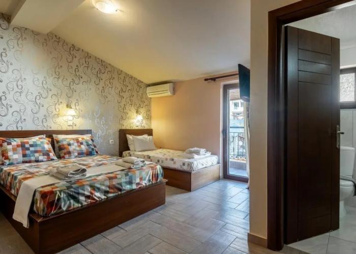 Toti Boutique Rooms