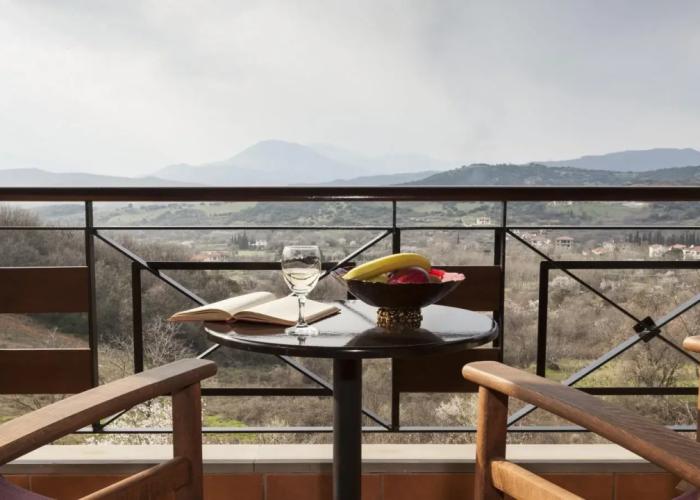 Dellas Boutique Hotel
