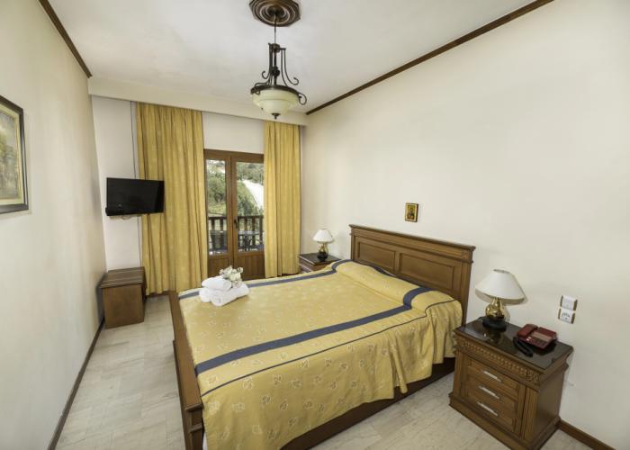 Famissi Hotel