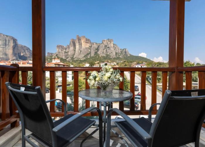 Famissi Hotel