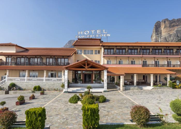 Famissi Eden Hotel