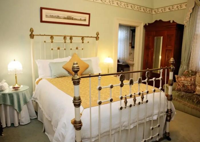 Forgandenny Bed & Breakfast