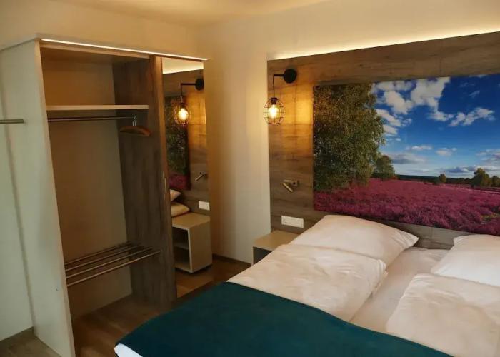 Meyn's Apartments & Hotel