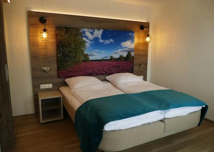 Meyn's Apartments & Hotel
