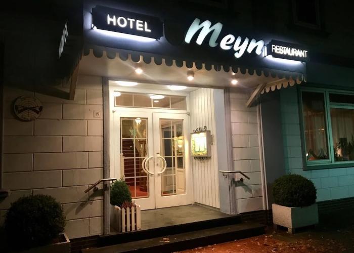 Meyn's Apartments & Hotel