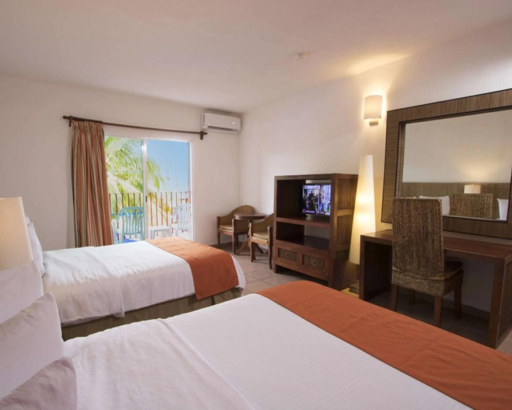 фото Royal Decameron Complex