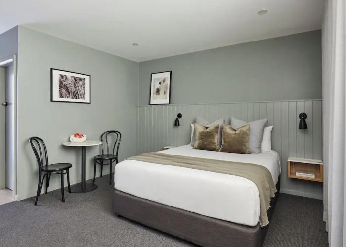 The Clairfield Hotel
