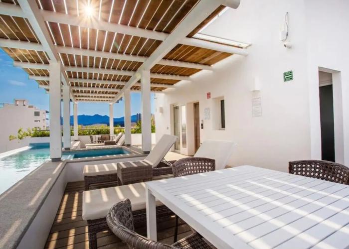 Apartamento cerca a la Playa Brucerias
