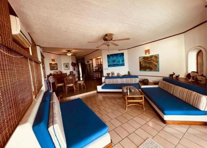 Apartamento frente a la Playa Brucerias