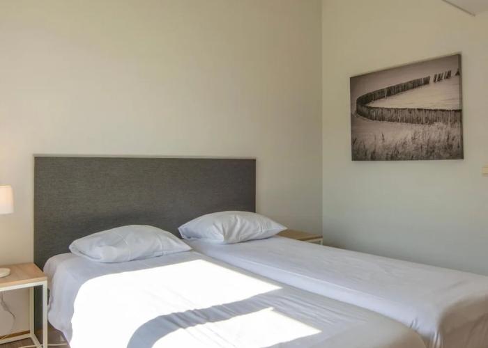 Restyled Bungalow with Dishwasher near Cozy Domburg