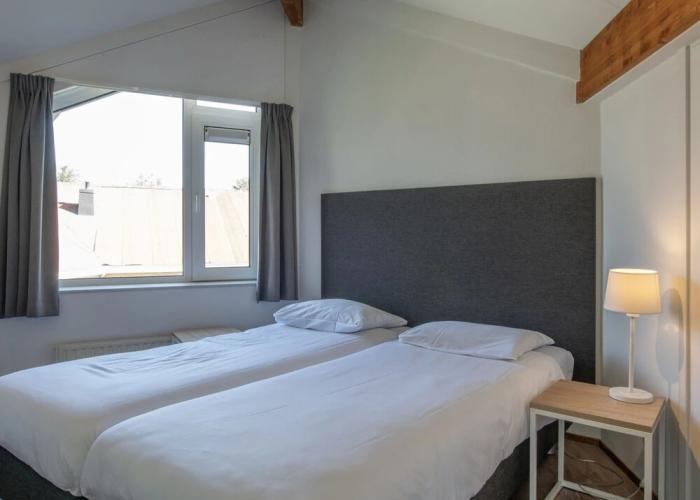 Restyled Bungalow with Dishwasher near Cozy Domburg