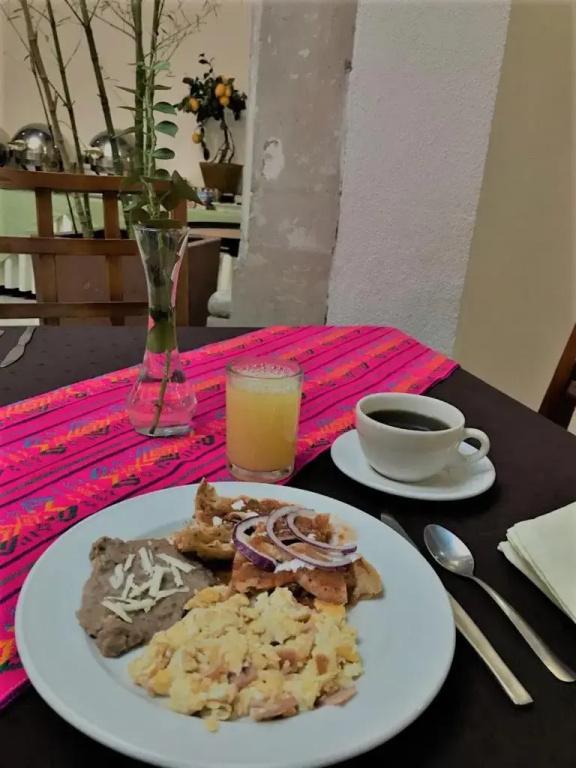 фото Hostal De La Monja