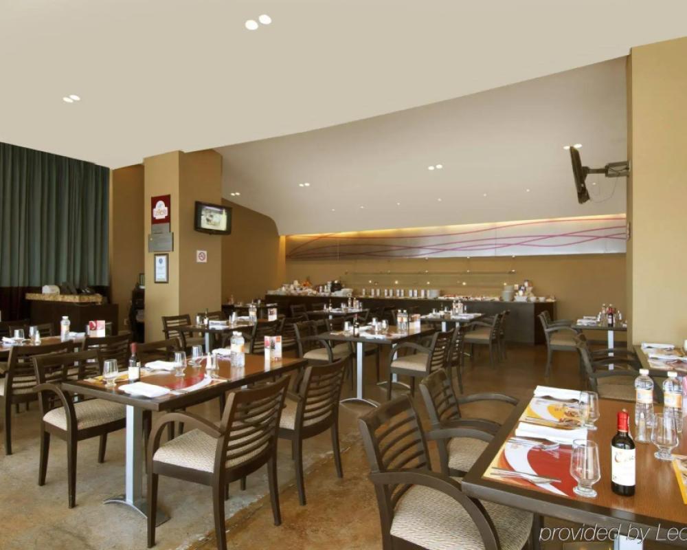 фото Fiesta Inn Express Durango