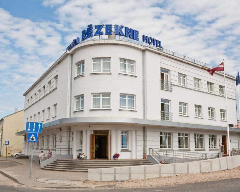 KOLONNA Hotel Rezekne